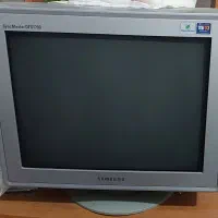 یک عدد مانیتور