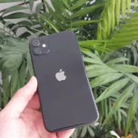 آیفون 11 نرمال در حد نو