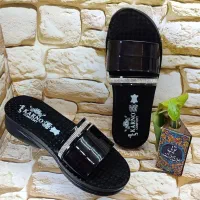 انواع صندل و دمپایی زنانه و مردانه و بچگانه|کیف، کفش، کمربند|قنوات, |دیوار