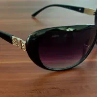 عینک آفتابی همراه کیف