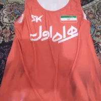 با سلام یک عدد لباس کشتی