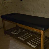 تخت چوبی مخصوص ماساژ و مژه