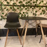 میز و صندلی