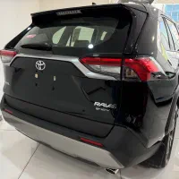 تویوتا راو 4 / دو دیفرانسیل / ژاپن 2025|خودرو سواری و وانت|شیراز, فرهنگ شهر|دیوار