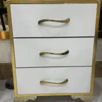 آینه و کنسول مناسب آرایشگاه