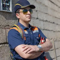 برقکار وتاسیسات