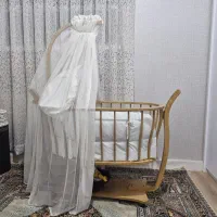 تخت گهواره ای نوزاد|تخت و صندلی بچه|کرج, چهارصد دستگاه|دیوار