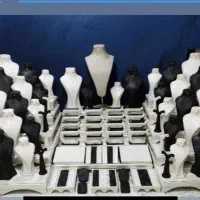 دکور طلافروشی ویترین طلافروشی‌ مانکن طلا جعبه طلا