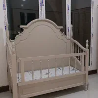 تخت نوزادی و تشک