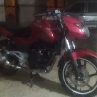 پالس ۲۲۰ باجاج