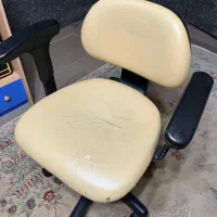 میز کامپیوتر و صندلی|میز تحریر و کامپیوتر|بندرعباس, |دیوار