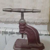 دکمه زن قدیمی