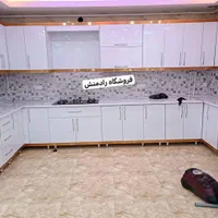 کابینت هایگلاس اصل ((رادمنش)) با نصب