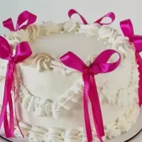 پخت انواع کیک و شیرینی و دسر و فینگرفود کاملا خانگ