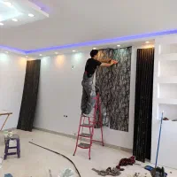 نصاب کاغذ دیواری و نقاشی ساختمان