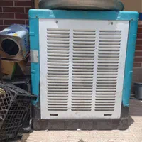 سلام کولر آبی مارک ایران در حد نو به فروش میرسد.