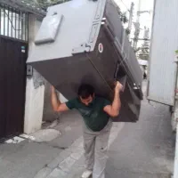 حمل بار،تخلیه بار،کارگر جابجایی وسایل،حمل گاوصندوق