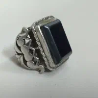 انگشتر حدید