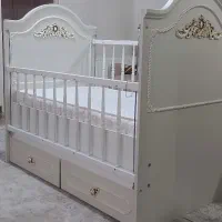 تخت نوزاد و کودک