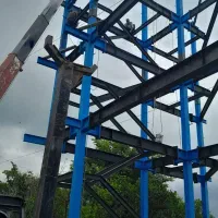 جوشکار و نصاب ماهر جهت نصب سازه فلزی|استخدام صنعتی، فنی، مهندسی|ایرانشهر, |دیوار