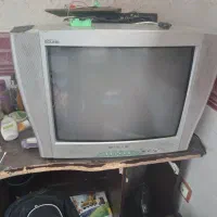 تلویزیون ۲۱ اینچ.