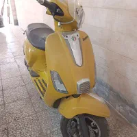 کاوان ۱۲۵ وسپا زرد ۹۸ با کلاه کاسکت|موتورسیکلت|کرج, شهرک ولیعصر|دیوار