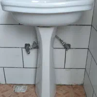 روشویی تمیز و کاملا سالم