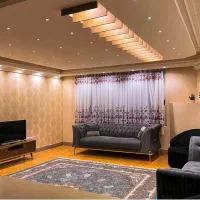 آپارتمان سوئیت مبله مرکز شهر مناسب همه افراد تایمی|اجارهٔ کوتاه‌مدت آپارتمان و سوئیت|شیراز, شهرک سراج‎|دیوار