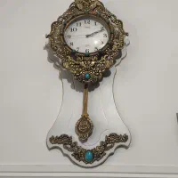 ساعت دیواری وایستاده