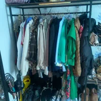 رگال لباس وآینه