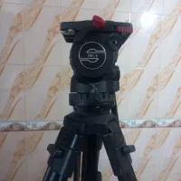 سه‌پایه  دوربین