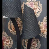 آباژور ایستاده