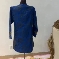 کت آبی|لباس|شهریار, شهریار|دیوار