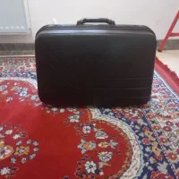 چمدان|کیف، کفش، کمربند|پرند, فاز ۶|دیوار