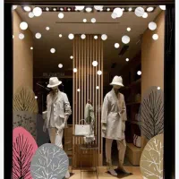 خیاط و وسط کار خانم