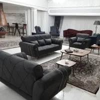 مبل.    قهوه ای&