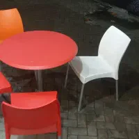 میز و صندلی اهنی