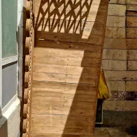 تخت سنتی چوب روس