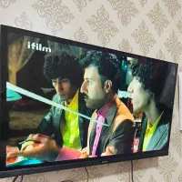 تلوزیون استار ترک۳۲ اینچ در حد نو