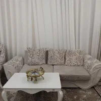 مبل 7نفره به همراه جلومبلی وسه تاعسلی