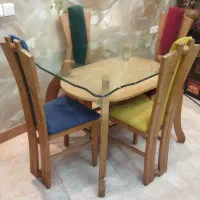 میز چهار نفره