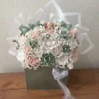 بااکس گل های شمعی