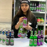 جذب نیروی کار خانم در فروشگاه زنجیره ای