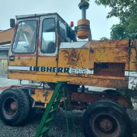 بیل مکانیکی ۹۱۲ لاستیکی در حد