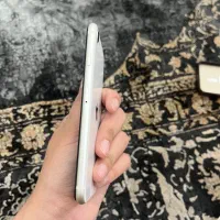 آیفون اپل اس ای se 2022