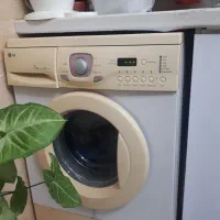 ال جی 7 کیلویی اصلی|ماشین لباسشویی و خشک‌کن لباس|رشت, باهنر|دیوار