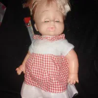 عروسک قدیمی