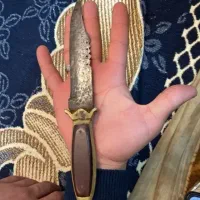 چاقو عتیقه فقط ۱ و ۹۰۰