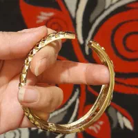 دستبند برنجی رنگ ثابت مثل نونو|بدلیجات|قم, زنبیل آباد|دیوار