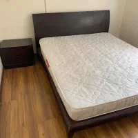 تخت و دراور و دو عدد پاتختی چوب